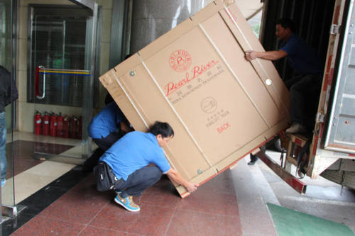 香洲钢琴贵重工艺品无忧运